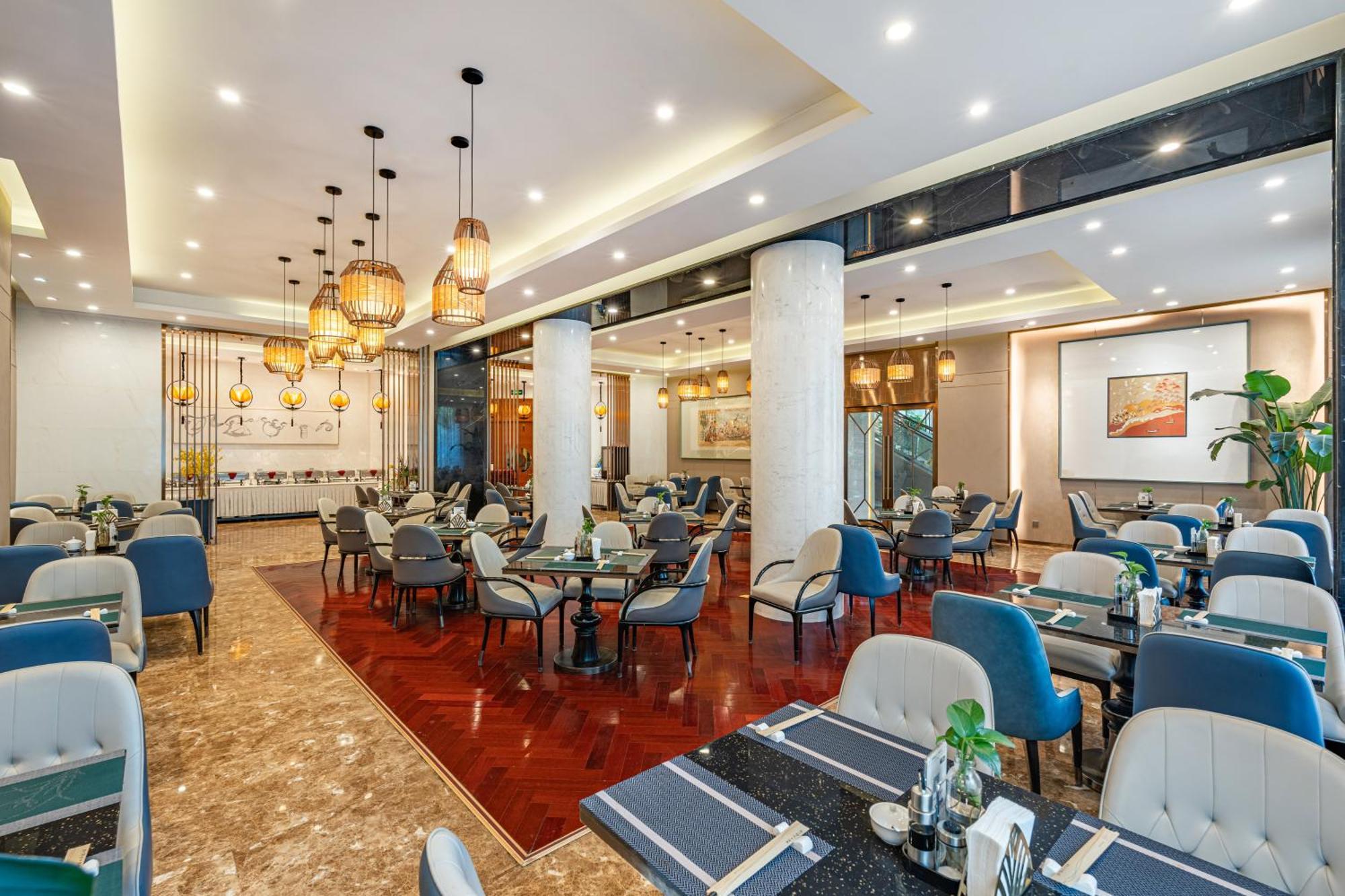 Beijing Feitian Hotel Экстерьер фото
