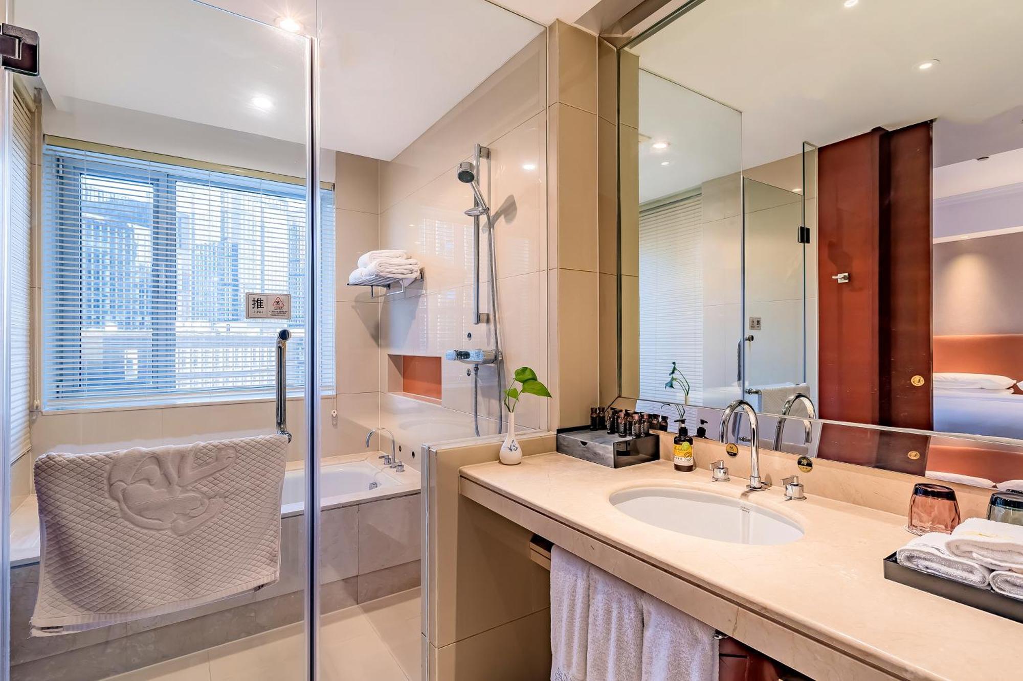 Beijing Feitian Hotel Экстерьер фото