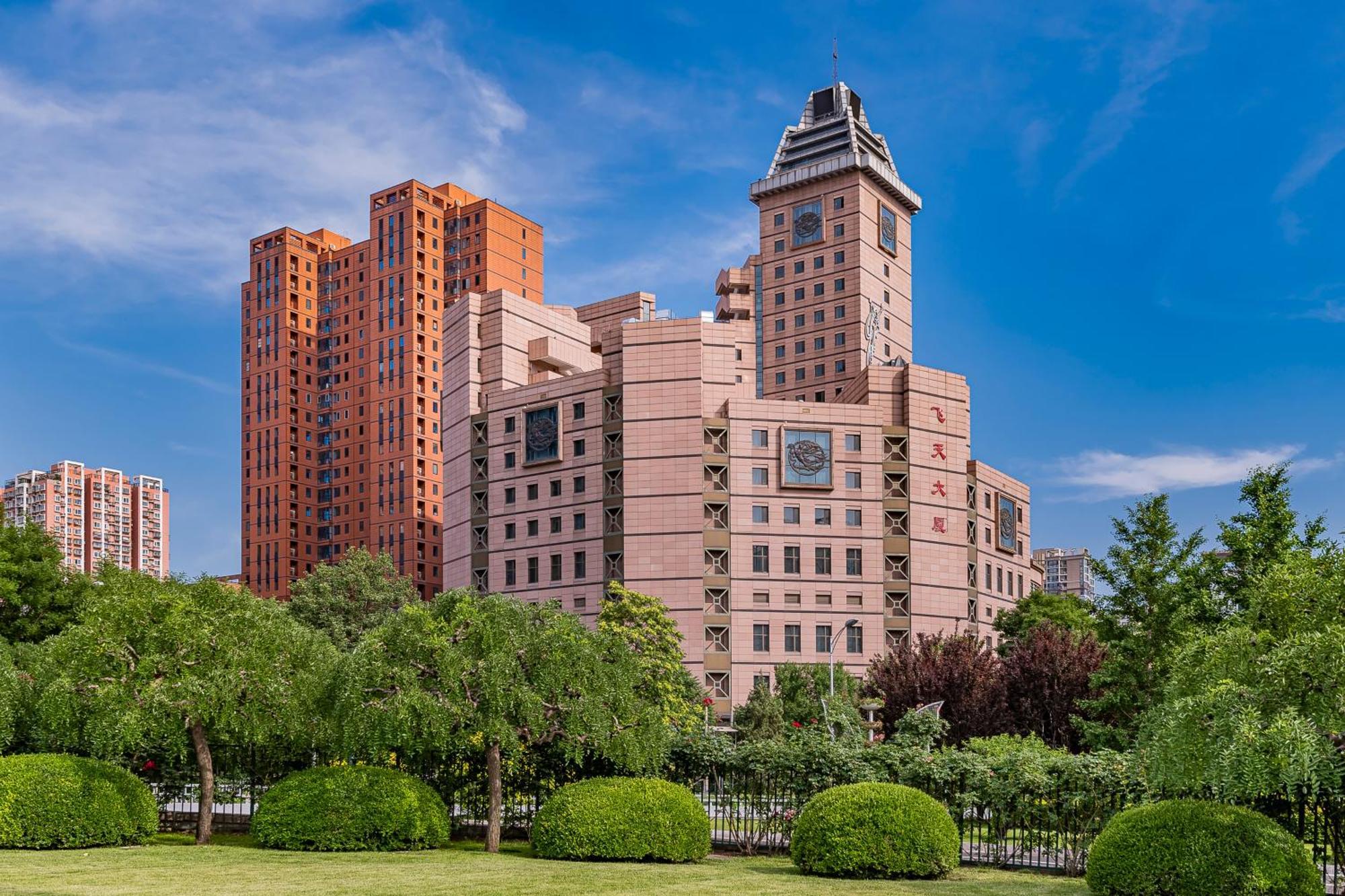 Beijing Feitian Hotel Экстерьер фото