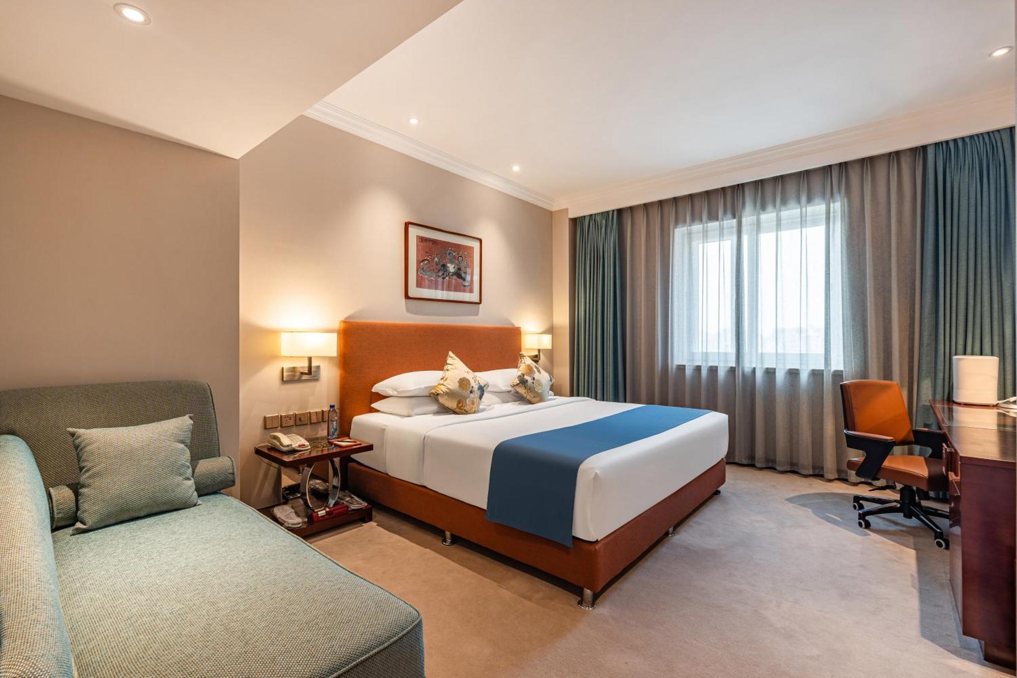 Beijing Feitian Hotel Экстерьер фото